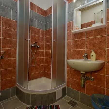 شقة Apartman Gajine *